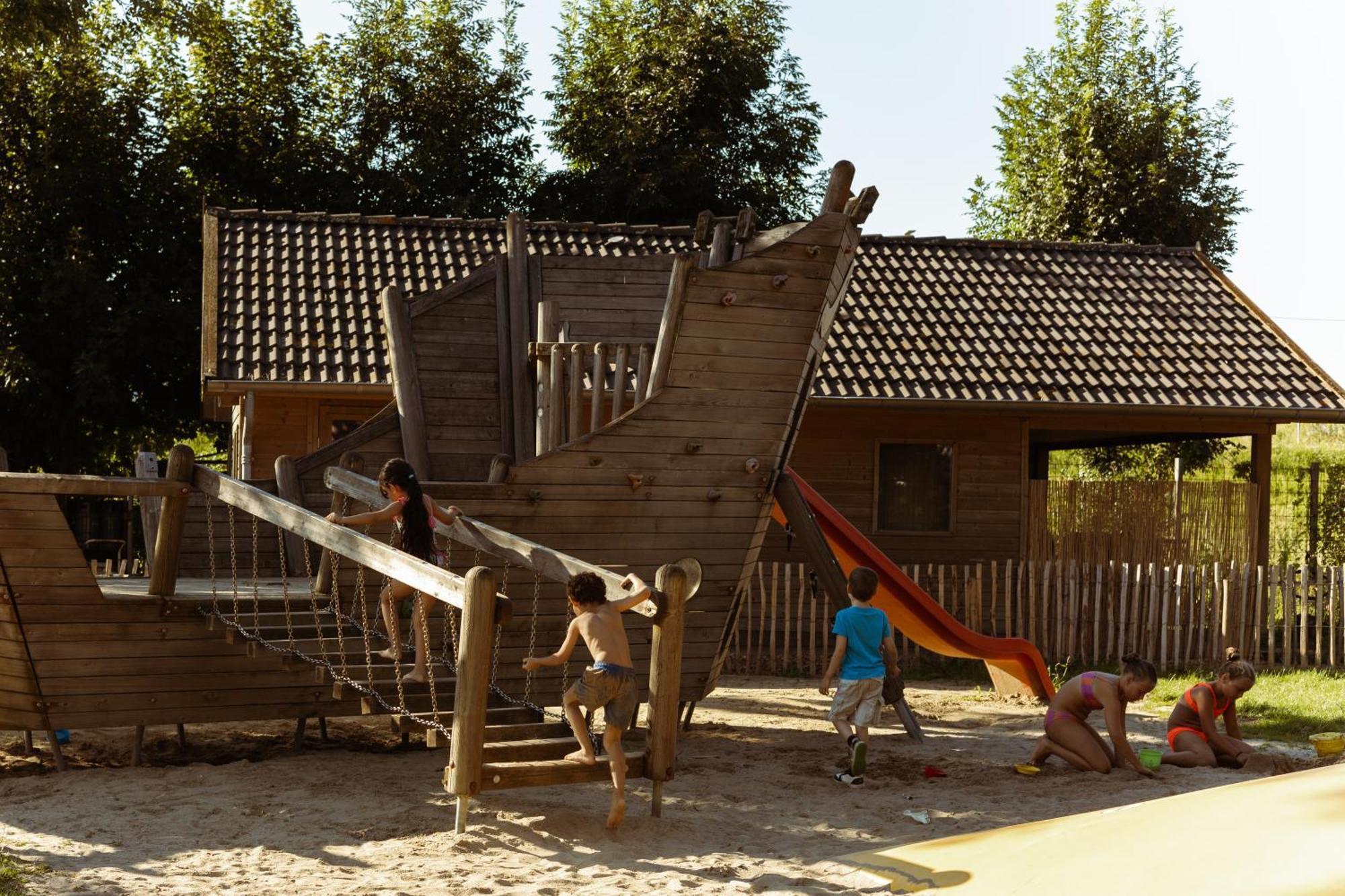 Luxury Lake Lodge Alphen  Exterior photo